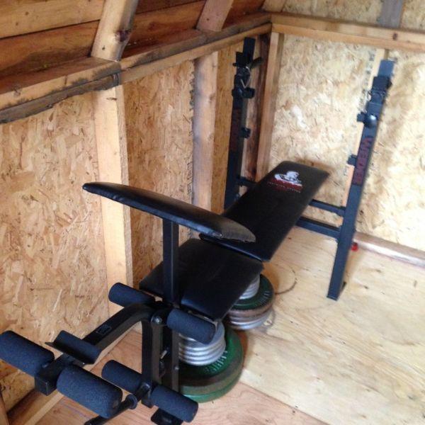 Weight bench, steel plates and bars
