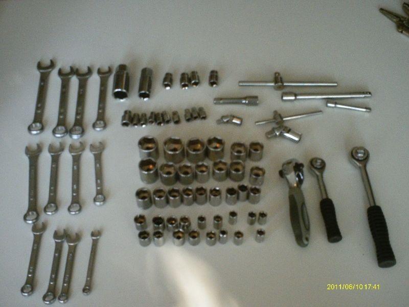 75 Pieces- Socket Wrench- Mini Socket Wrench- Wrench Sets
