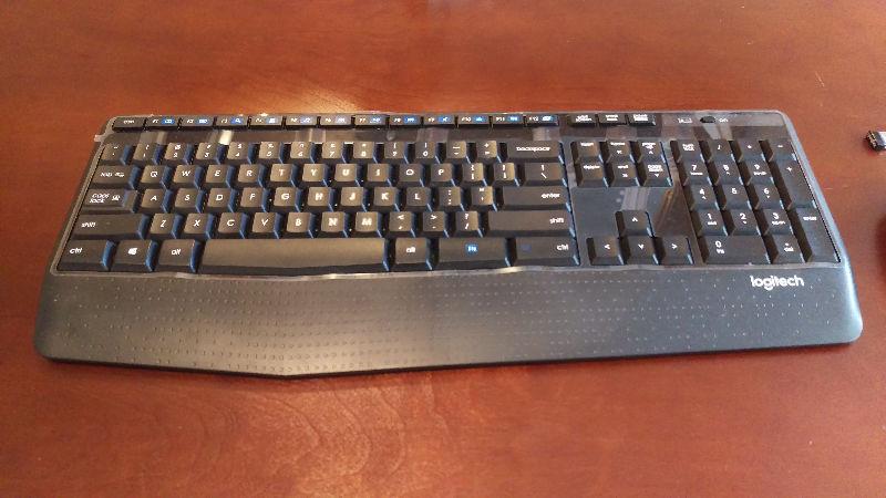 Brand New Wireless Logitech Keyboard & Mouse
