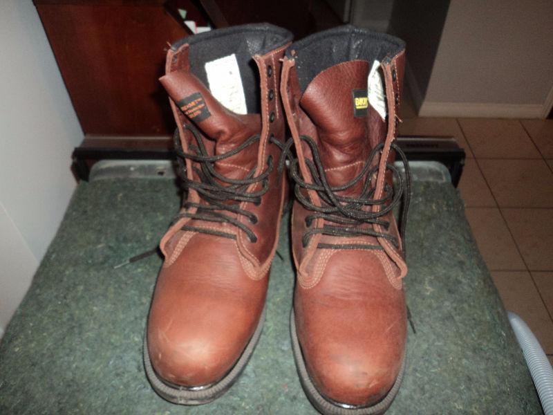 NEW work boots size 12 11 &9.5