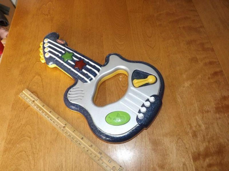 guitare jouet autre aussi