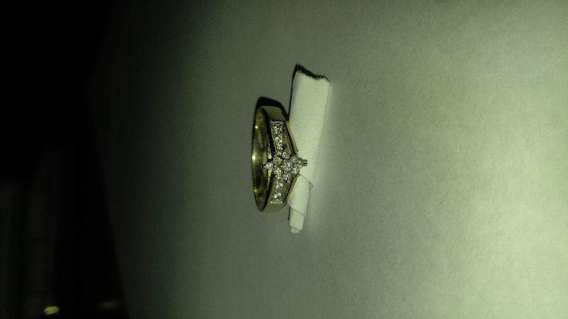 10k gold 15 pts diamond engagement ring sz 9
