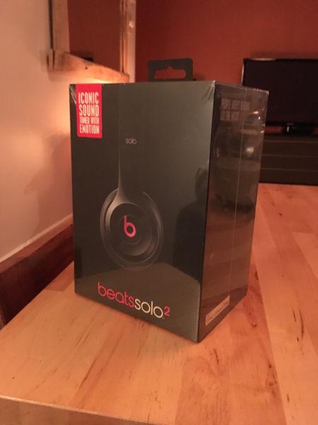 Casque/Headphone Beats Solo 2 - neuf/new dans l'emballage