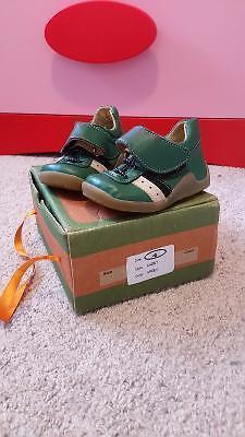 LIvie & Luca leather shoes Size 4