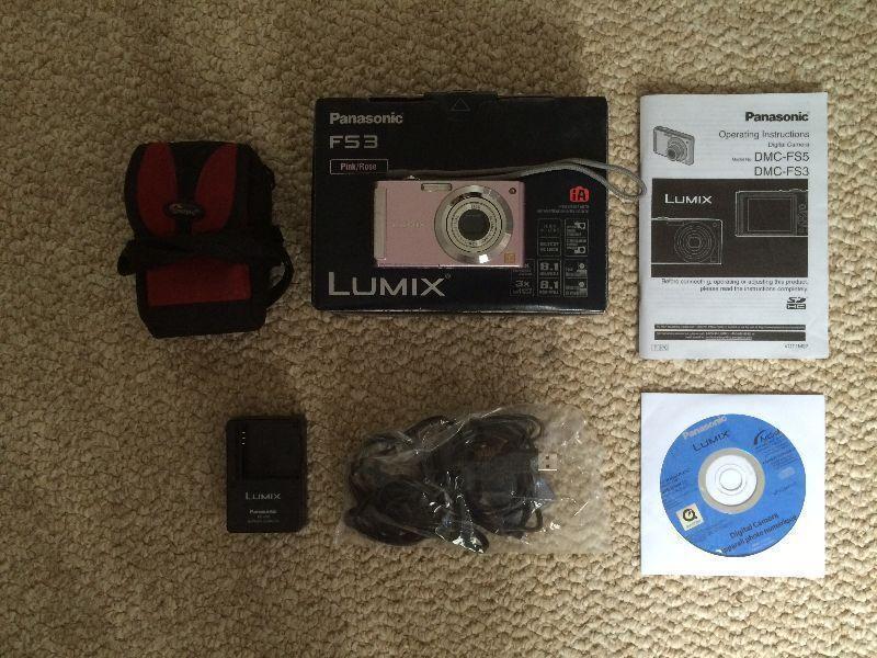 Panasonic LUMIX camera