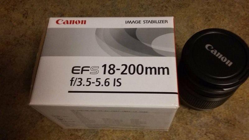 Canon 18-200mm lenses