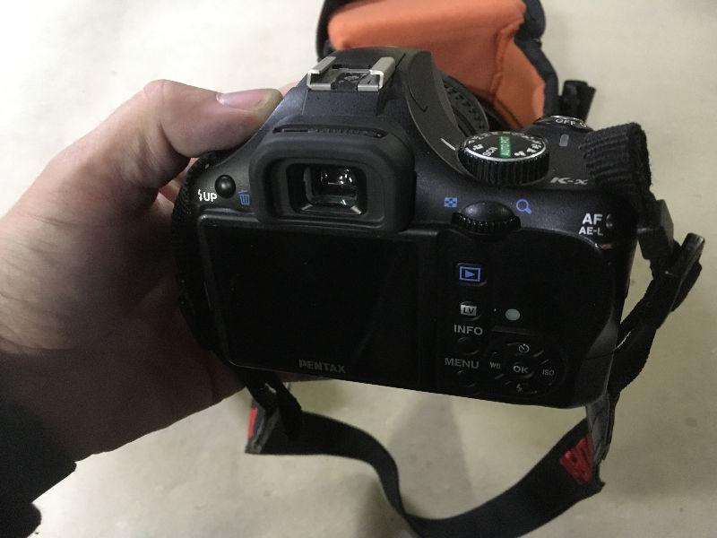 Pentax DSLR K-x Camera with 18-55 Lens w/Case