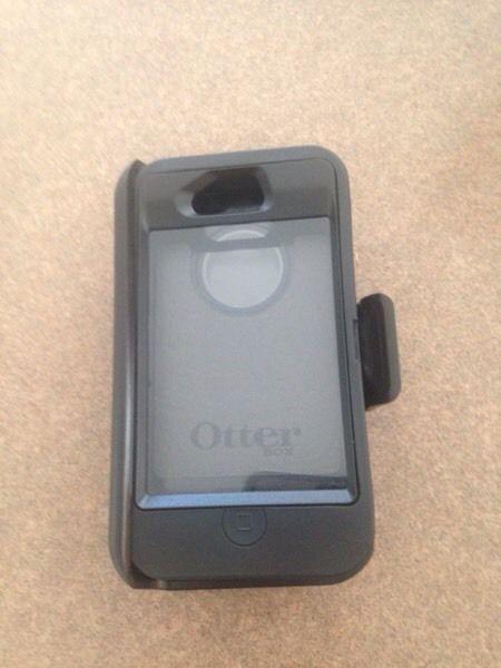 Wanted: Otter box iPhone 4