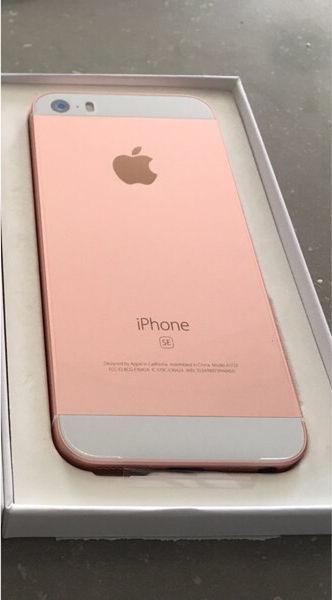 iPhone SE 64 GB Rose Gold Factory unlocked
