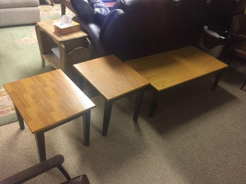 Living Room Table Set (2 End Tables & Coffee Table)