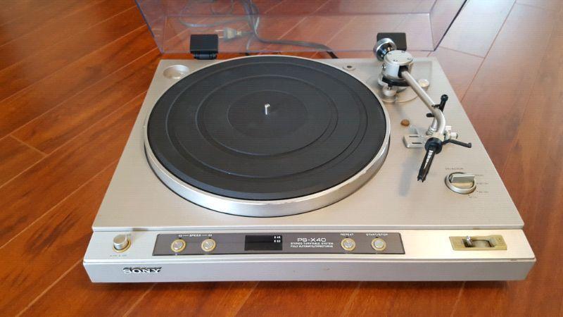 For sale Turntable Sony PS X40