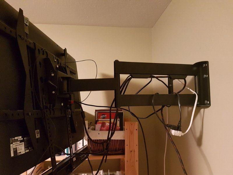 Tv wall mount