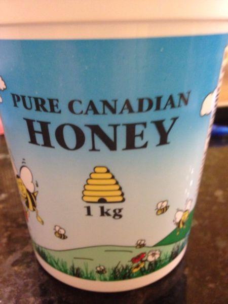 FRESH HONEY For SALE $8.00 kg WILL DELIVER IN PA