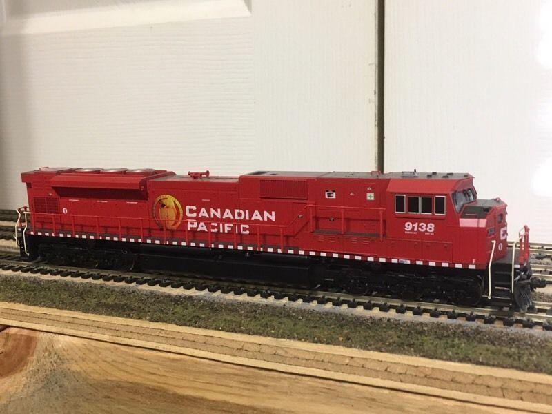 HO scale Kato SD90MAC