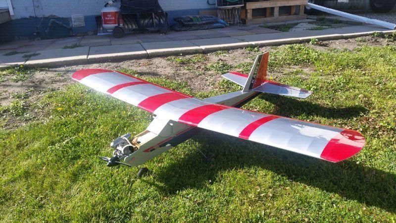 LT-40 Rc airplane and lots of parts! !