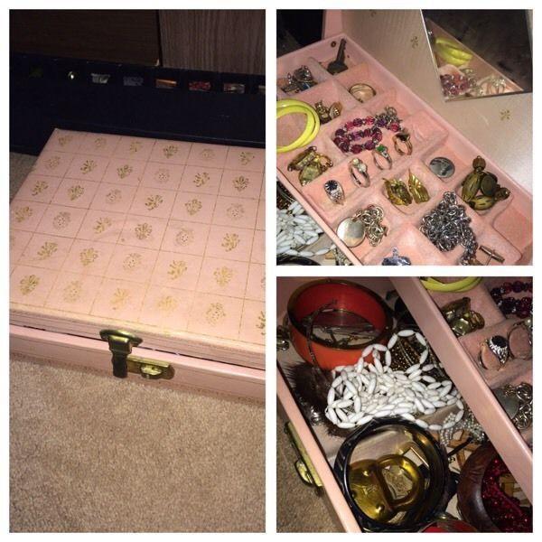 2 vintage jewelry boxes filled with vintage jewelry $15 each