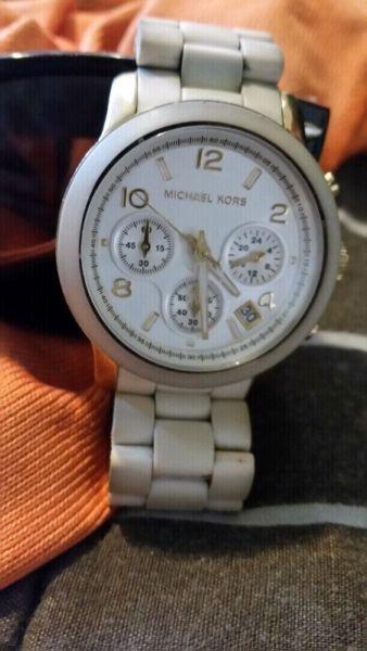 Michael kors woman watch