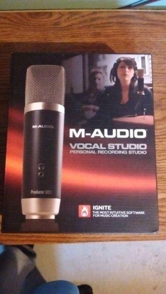 M-audio vocal studio 120$ obo