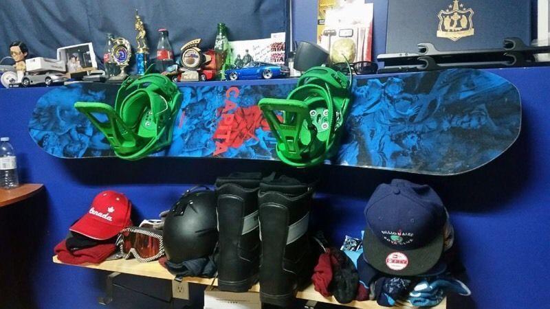 Capita snowboard with Burton FreeStyle bindings