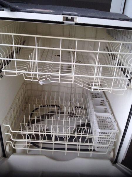 Euro design dishwasher