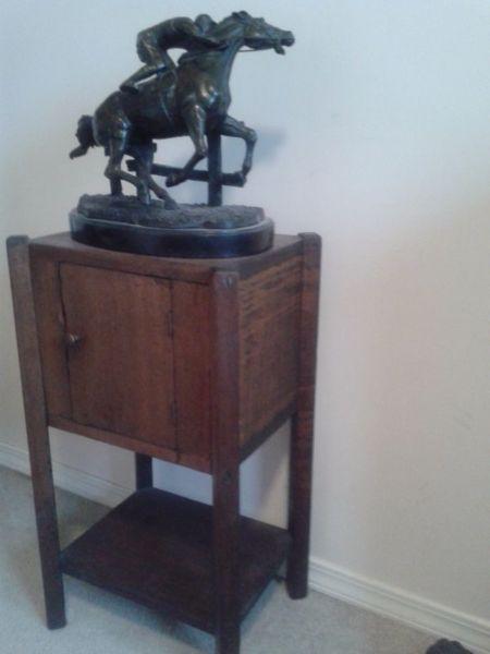 ANTIQUE HUMIDOR WOOD PIPE CIGAR SMOKING TABLE