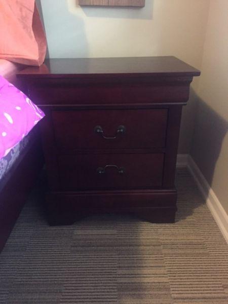 Double Bed room set $700 pick up only 17 Ave NW
