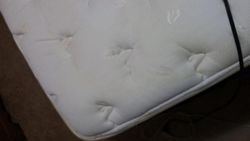 king size bed in excellent condition