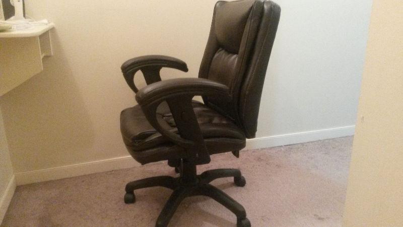 Excellent Quality Leather Low-Back Computer Chair