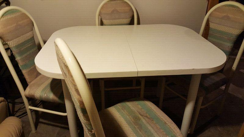 Table & chairs $50 REDUCED