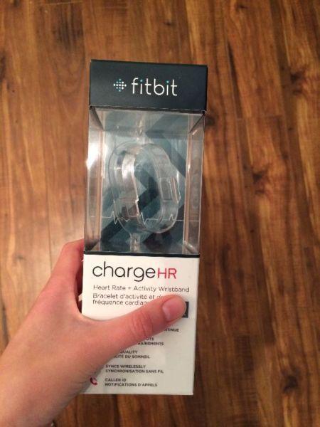 Fitbit Charge HR- Large & Black, Mint Condition
