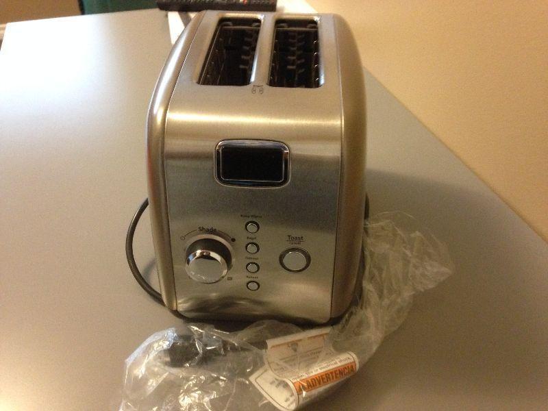 NEVER USED Kitchen Aid Toaster on the box