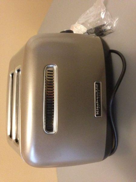 NEVER USED Kitchen Aid Toaster on the box
