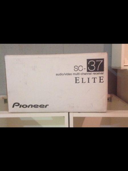 Pioneer Elite SC-37 Receiver