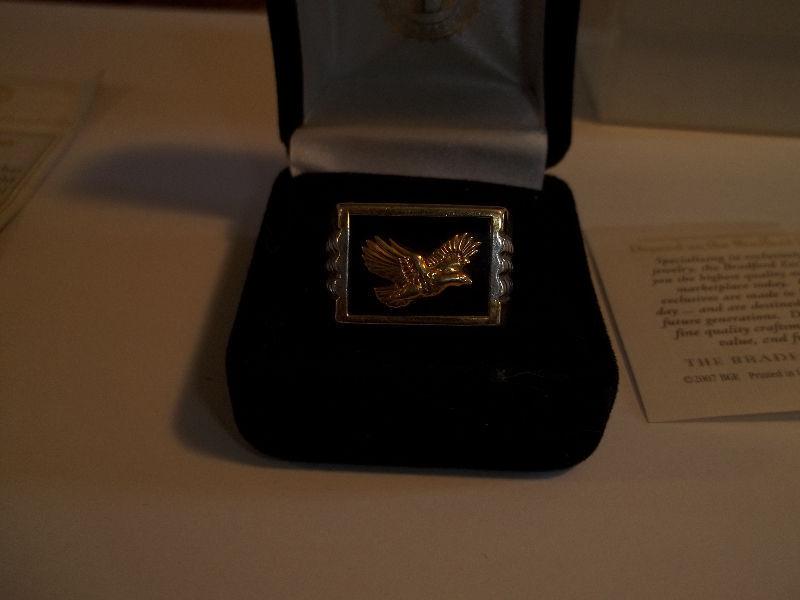 For Sale Bradford Exchange Glory Gold Eagle Ring