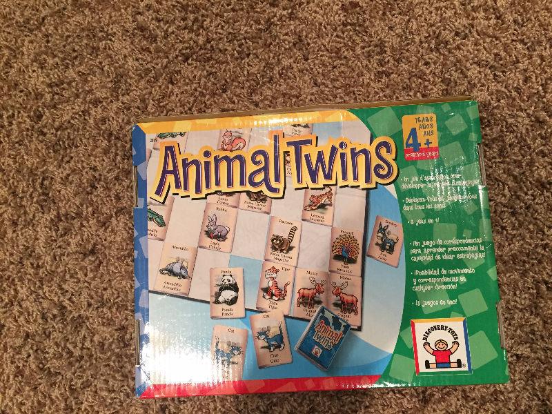 Animals Twins matching game by Discovery Toys