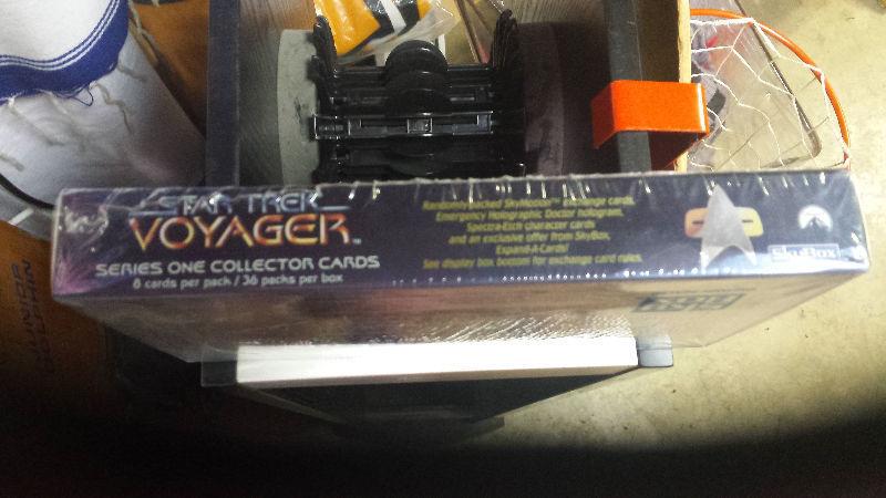 Star Trek voyager 36 pack card set