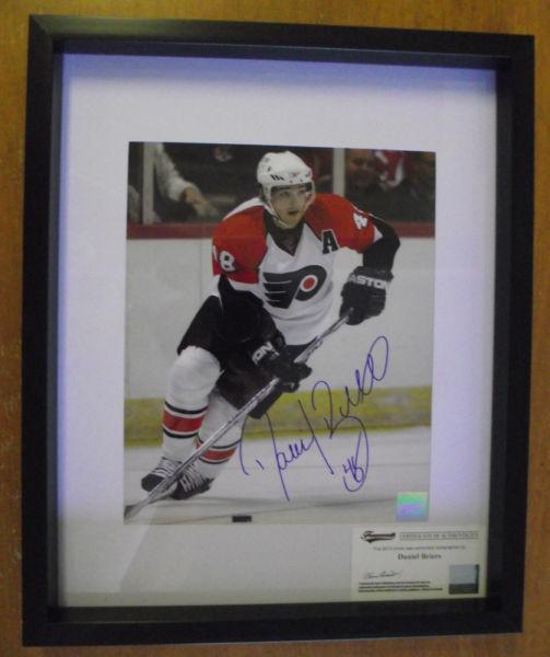 Signed Photo of Daniel Briere w/COA p.w./Flyers