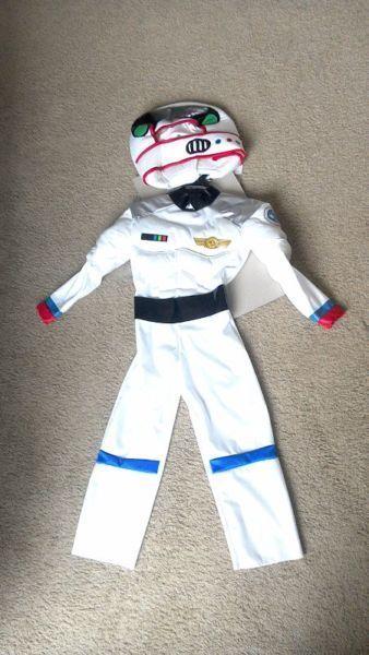 Astronaut costume brand new for 2t-3t