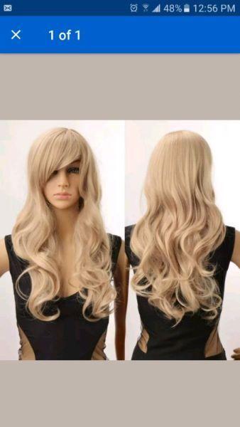 Beautiful NEW soft blonde wig