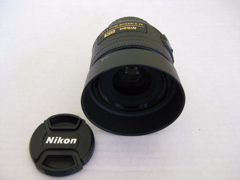 Nikon Nikkor AF-S 35mm f/1.8G DX Prime Lens