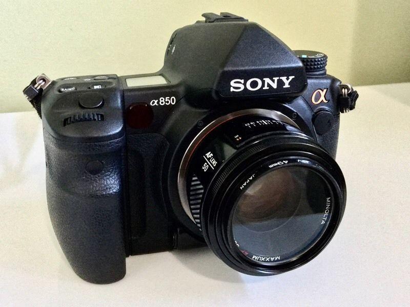 Sony a850 Full Frame DSLR with 50mm lens