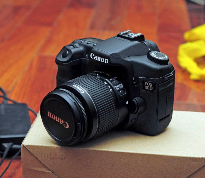 Canon 40D DSLR Camera with 18-55mm Image Stabilization Lens