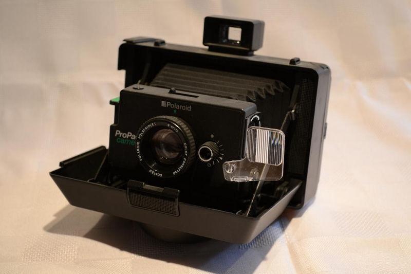 Collector Cameras - Antique