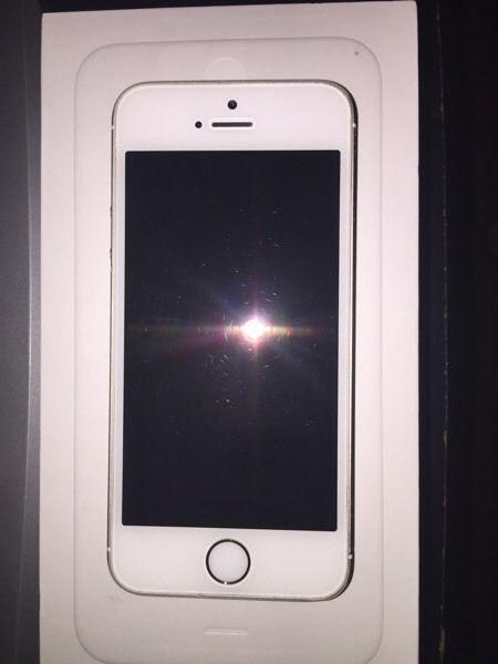 32GB IPhone 5s