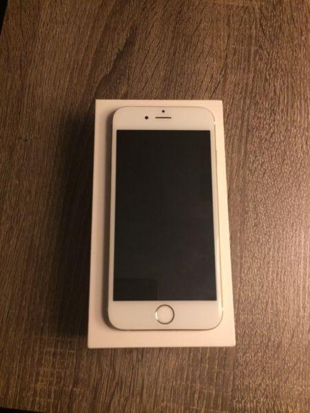 Wanted: Gold Iphone 6 - 16 GB Bell Carrier