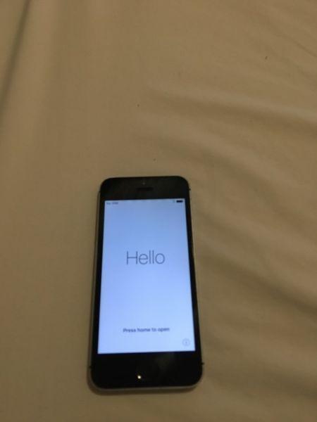 iPhone 5S 16 GB Great Condition