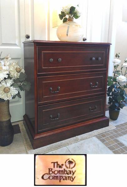Like New! Just Refurbished BOMBAY Dresser (TEXT/CALL Only)