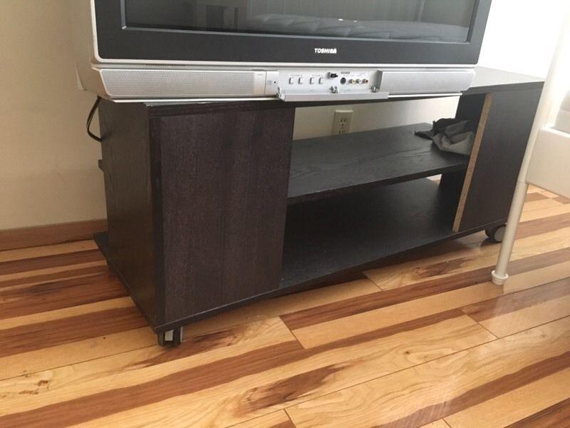 Free tv. Just come pick up in sw