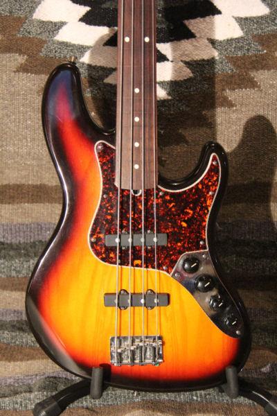 Fender USA Jazz Fretless Bass- 50th Anniversary Edition