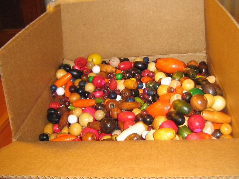 1200 plus wooden beads